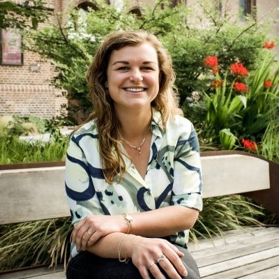 Roos, sieraden specialist bij Juweelwinkel