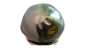 Tahitian pearl