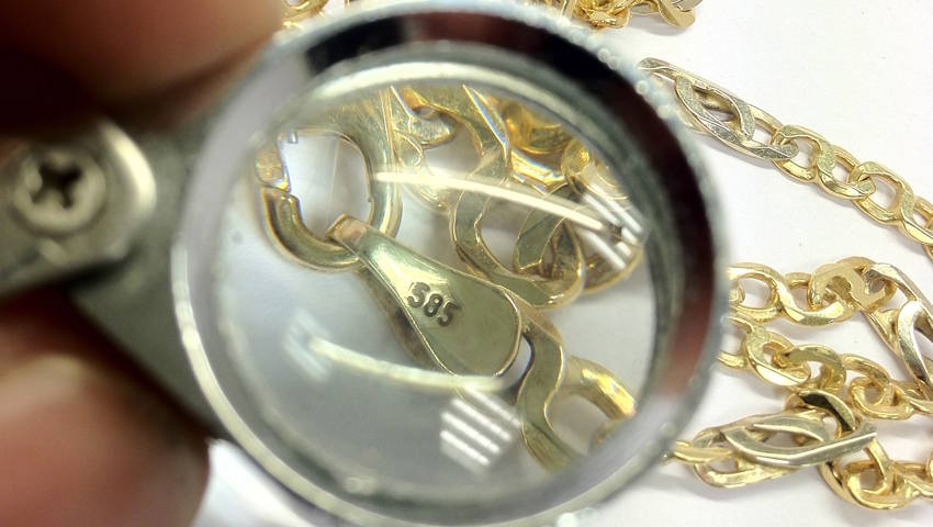 Keurmerk 585 = 14 karaat goud